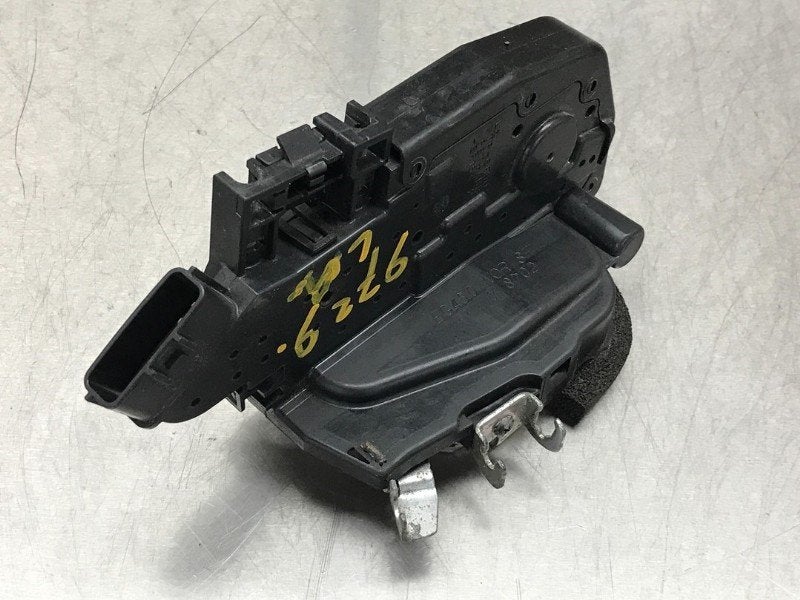 SERRURE DE PORTE RODS ARRIÈRE GAUCHE Nissan Murano (Z51), Dhr. M. Roggen, Stadsweg 37 37
9917 PV  WIRDUM GR., NL, Nissan, Utilisé