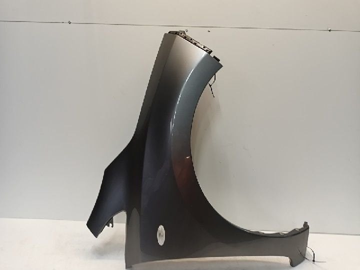Spatbord rechts voor Nissan Leaf, Onderdelen@venauto.nl, Van der Ven Autorecycling B.V., Ettenseweg 76, 4706 PB Roosendaal, The Netherlands