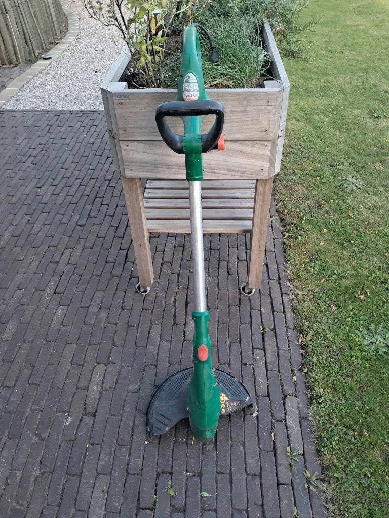 Coupe-bordure Black & Decker, Jardin & Terrasse, Enlèvement, Utilisé, Black & Dekker