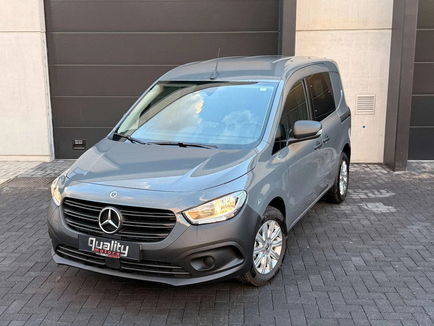 Mercedes-Benz Citan Citan 1.3 // 2X SCHUIFDEUR // CARPLAY //, Auto's, Stof, Gebruikt, Zwart, 4 cilinders