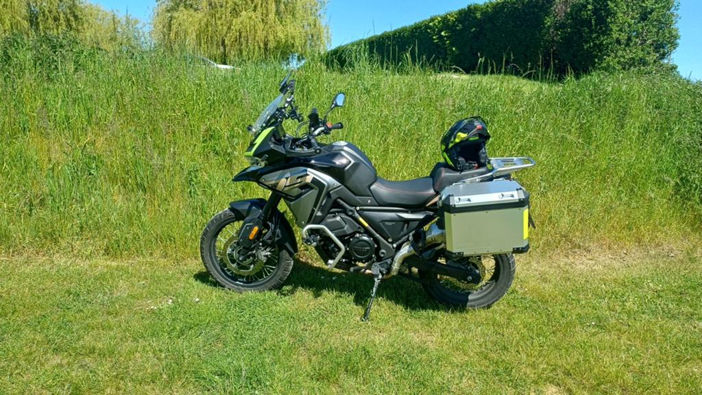 VOGE 650 DSX XL  2022  met koffer set, Fietsen en Brommers, Ophalen