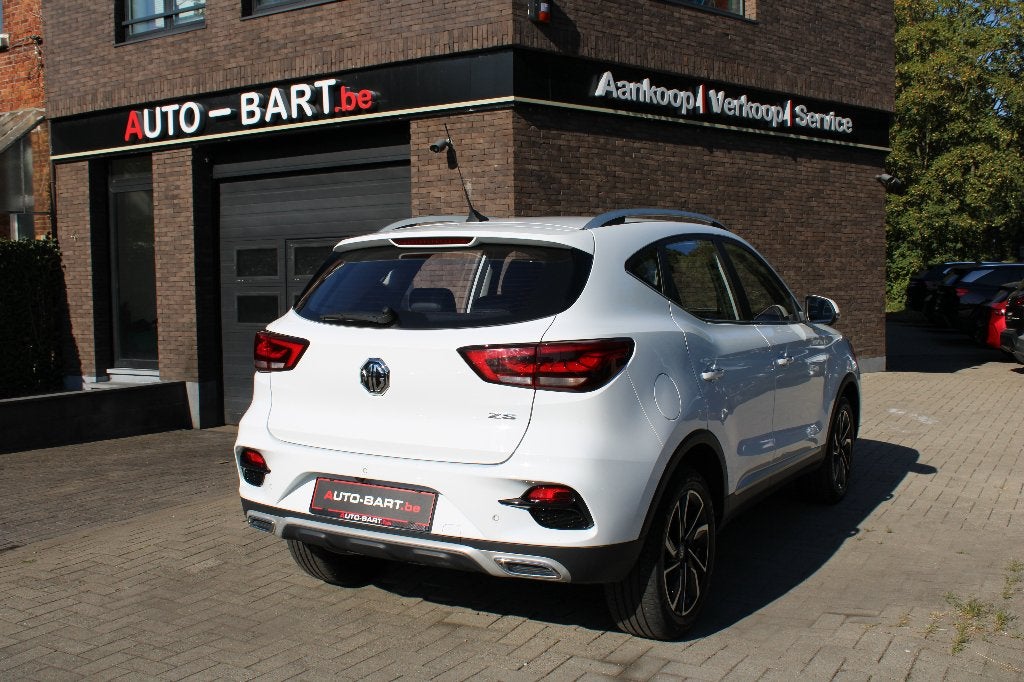 MG ZS 1.0 automaat, Automaat, Zwart, Wit, Leder