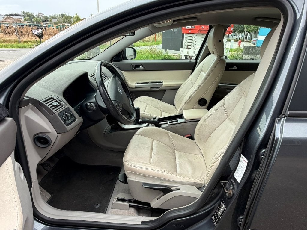 Volvo S40 (Stock ID 98543) — 9