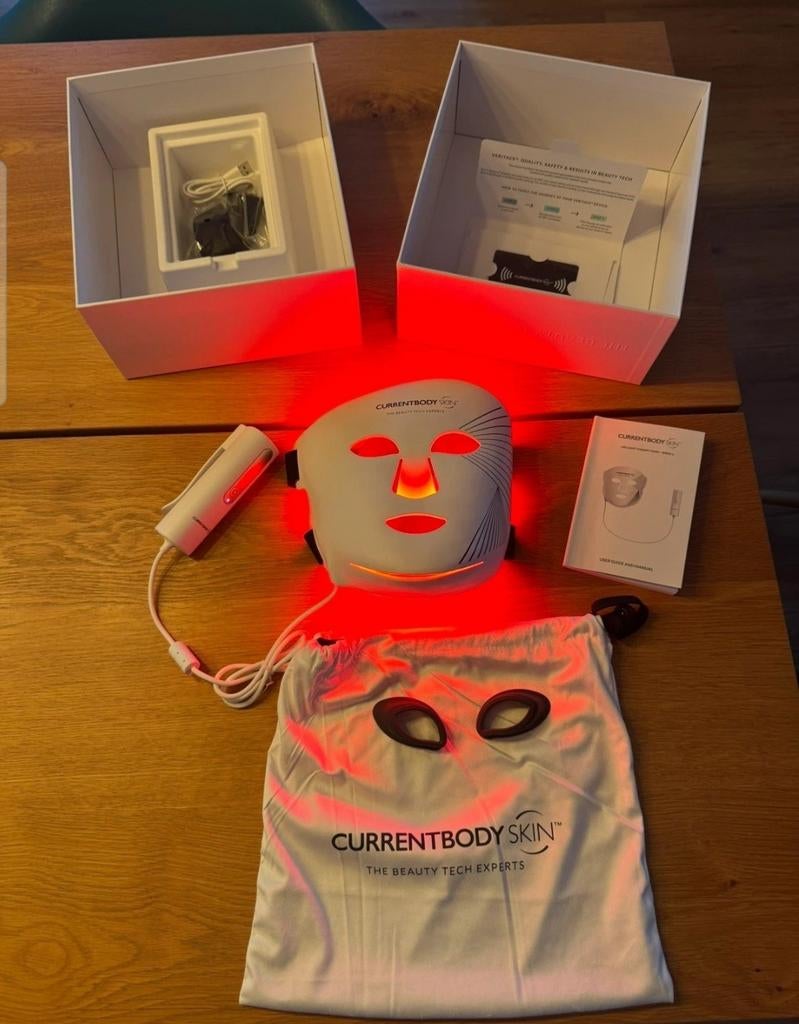Masque de luminothérapie LED pour la peau — Soins de la peau, Enlèvement ou Envoi