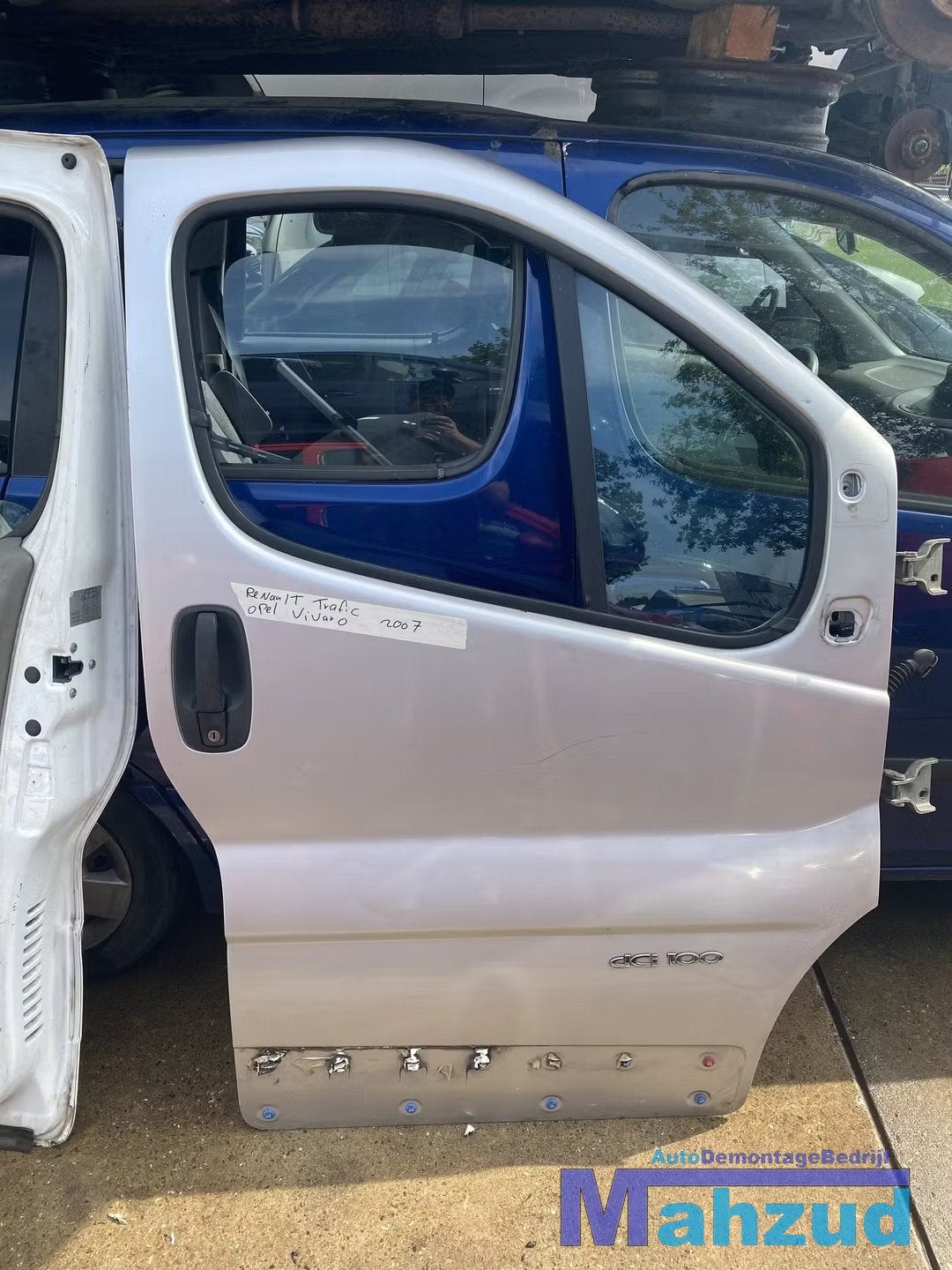 Opel vivaro Renault trafic rechter voor deur grijs portier, Renault Group, Gebruikt, Contact.group@renault.com, Avenue du General Leclerc 122bis
92100  Boulogne-Billancourt, FR