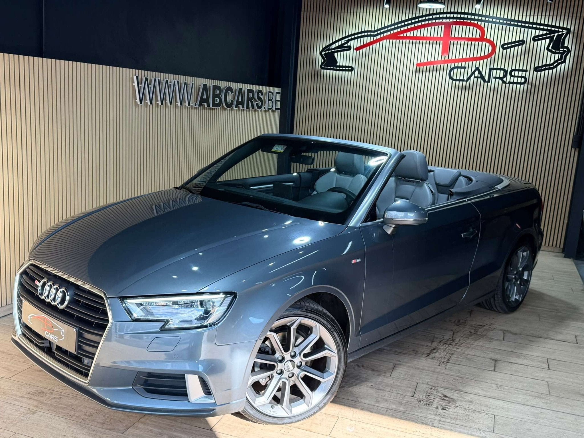Audi A3 Cabriolet 2.0TDI * S LINE - COCKPIT - S TRONIC * GAR, Auto's, Automaat, 4 zetels, Gebruikt, 4 cilinders