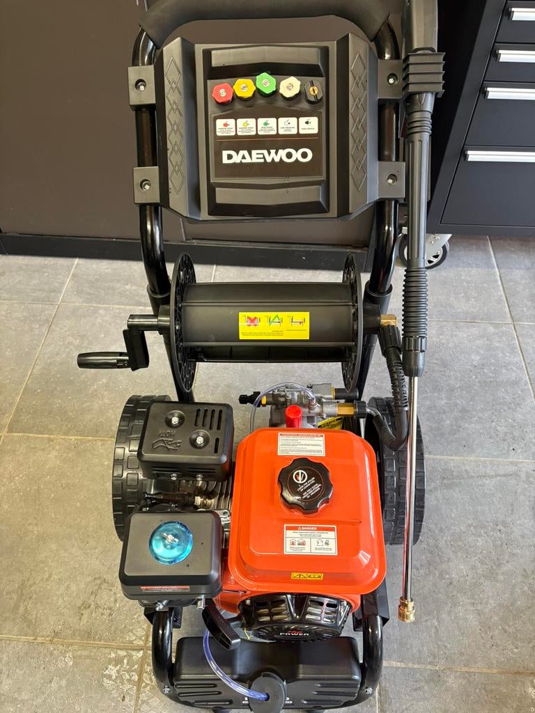 NIEUWPRIJS: €2195 daewoo benzine hogedruk reiniger, Tuin en Terras, Ophalen of Verzenden, Nieuw, Benzine, Met regelbare waterdruk