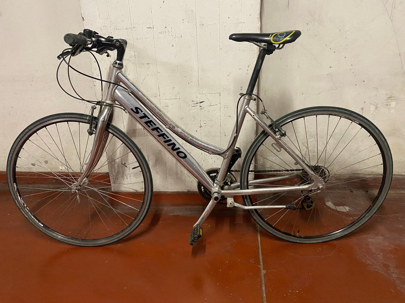 Kleine dameskoersfiets met gewoon stuur, Ophalen, Gebruikt, Overige merken
