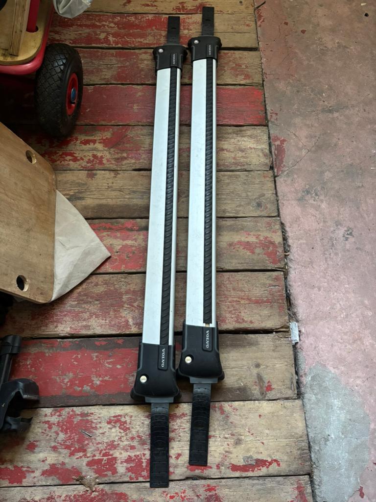 Barres de toit Volvo XC 90 avec rails surélevés, Enlèvement, Comme neuf