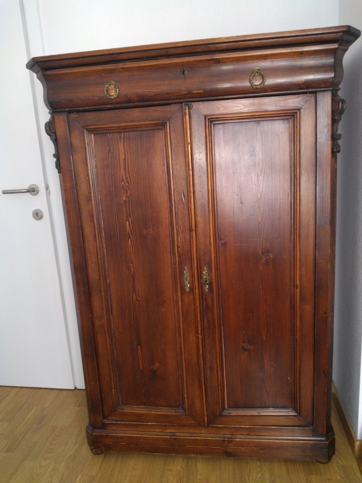 Mooie grote kast, Huis en Inrichting, Kasten | Boekenkasten, Ophalen, Gebruikt, 100 tot 150 cm, 25 tot 50 cm