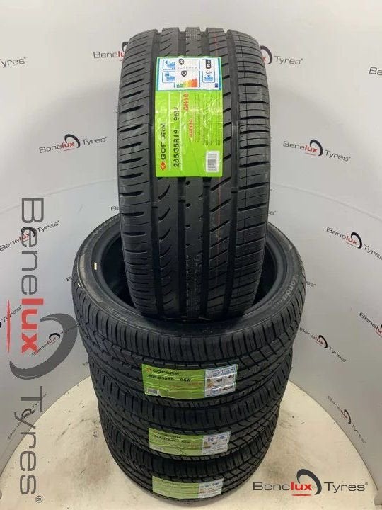 NIEUW 255/35R19 255/35ZR19 255/35 ZR19 R19 255/35/19 2553519, Auto-onderdelen, 255 mm, -, -, Nieuw