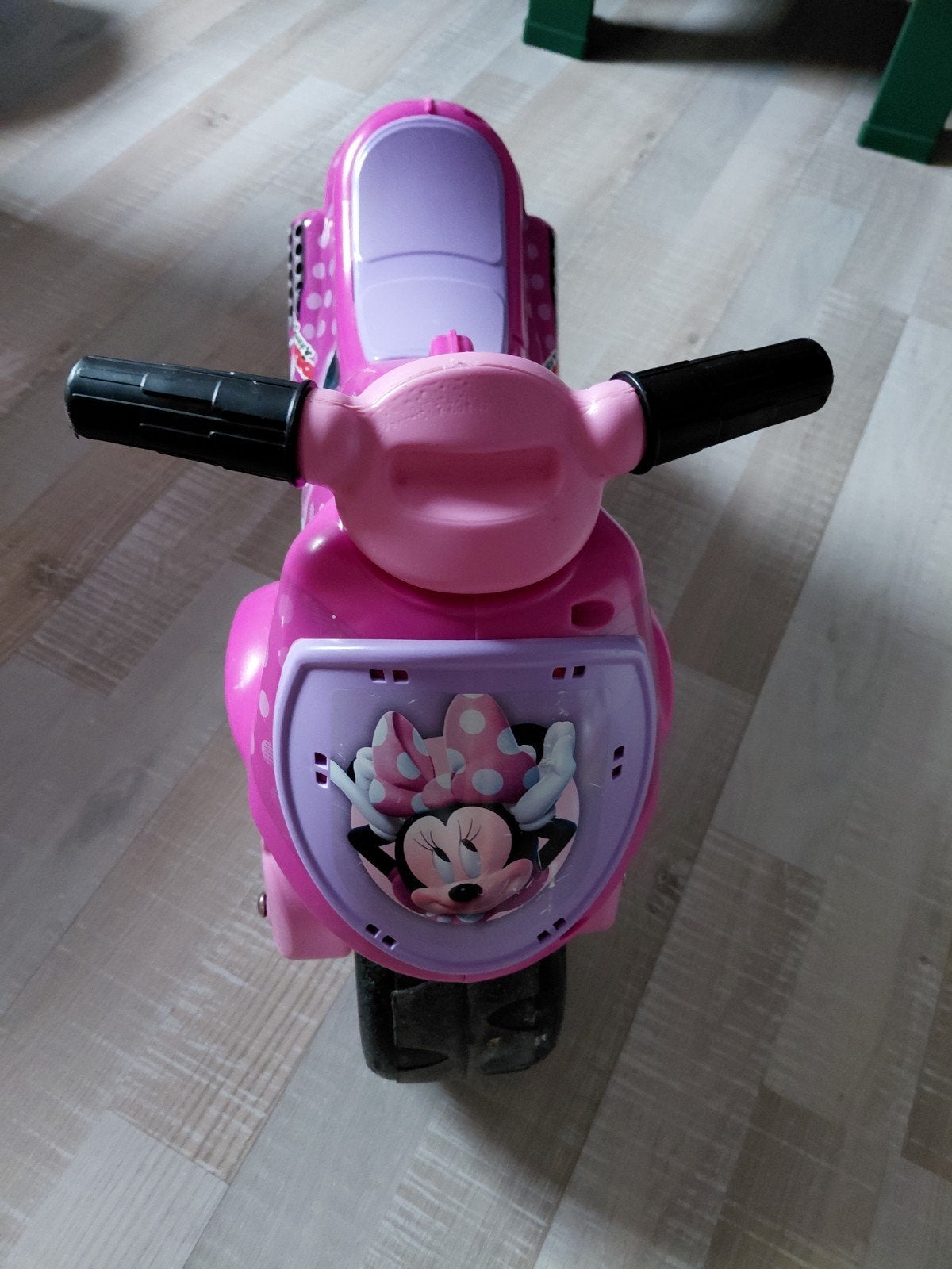 loopfiets 'brommer' minnie mouse heel goede staat!