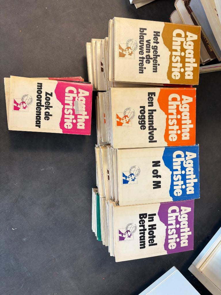 Agatha Christie 45 pockets, Boeken, Ophalen of Verzenden, Gelezen, Agatha Christie