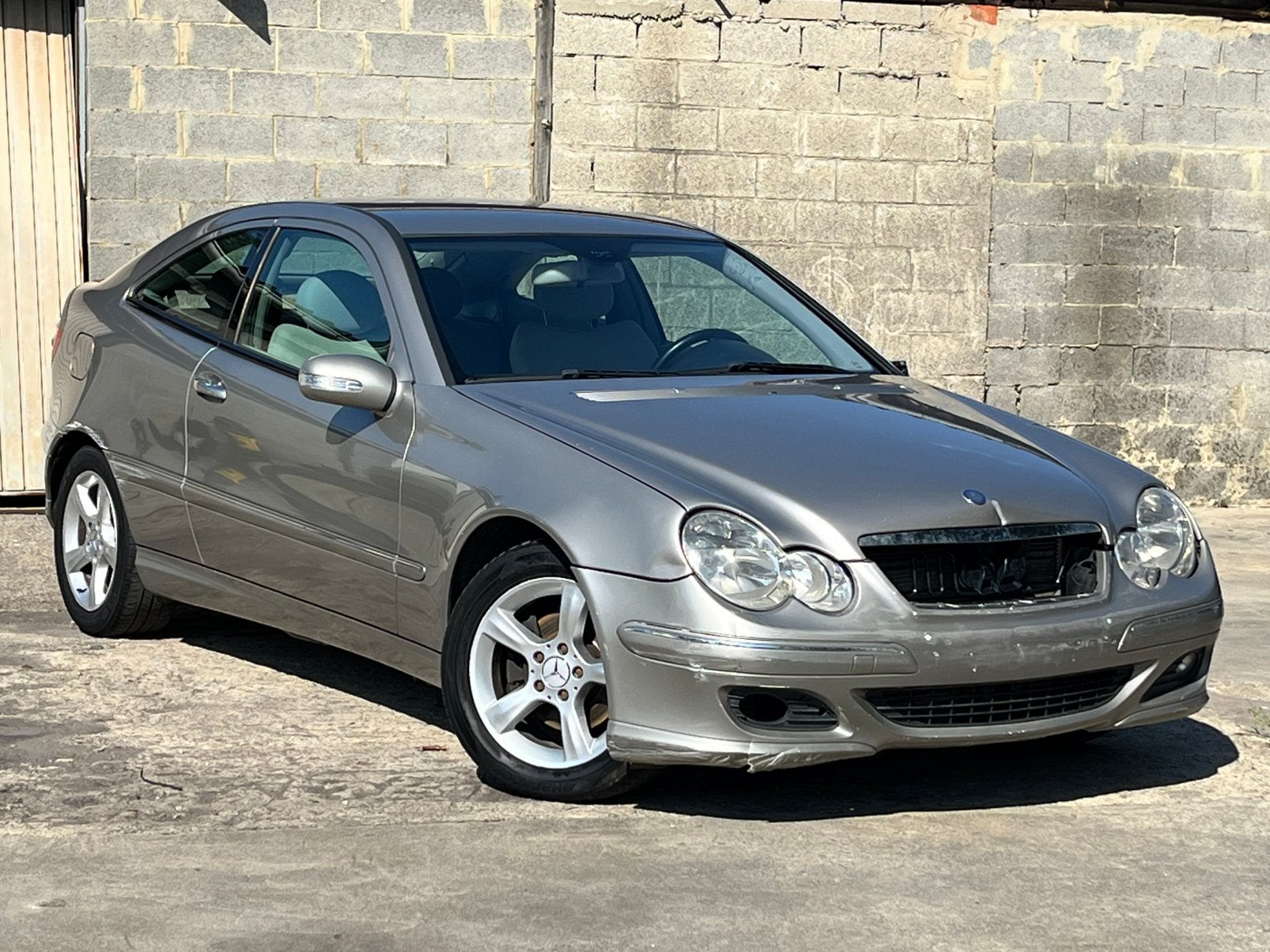 Mercedes c 200/Diesel/2006/205,381 km, 90 kW, Beige, Leder, Bedrijf