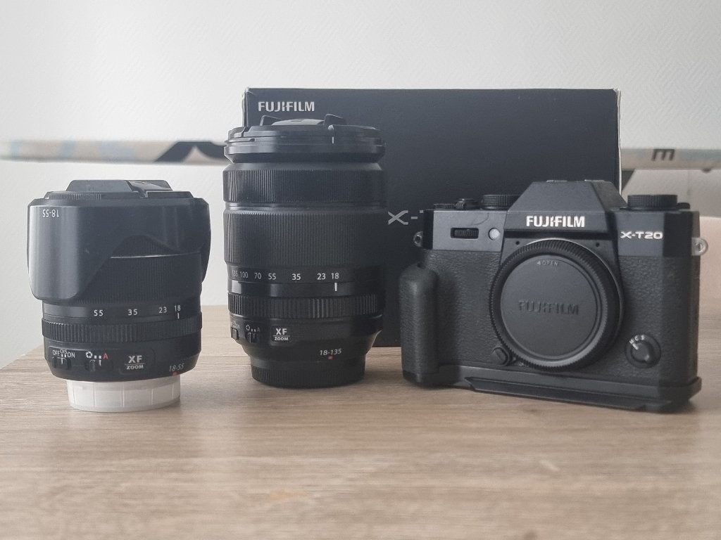 Fujifilm X-T20 + 18-55 + 18-135 – Kit complet, Audio, Tv en Foto, Ophalen of Verzenden, Accu, Fujifilm
