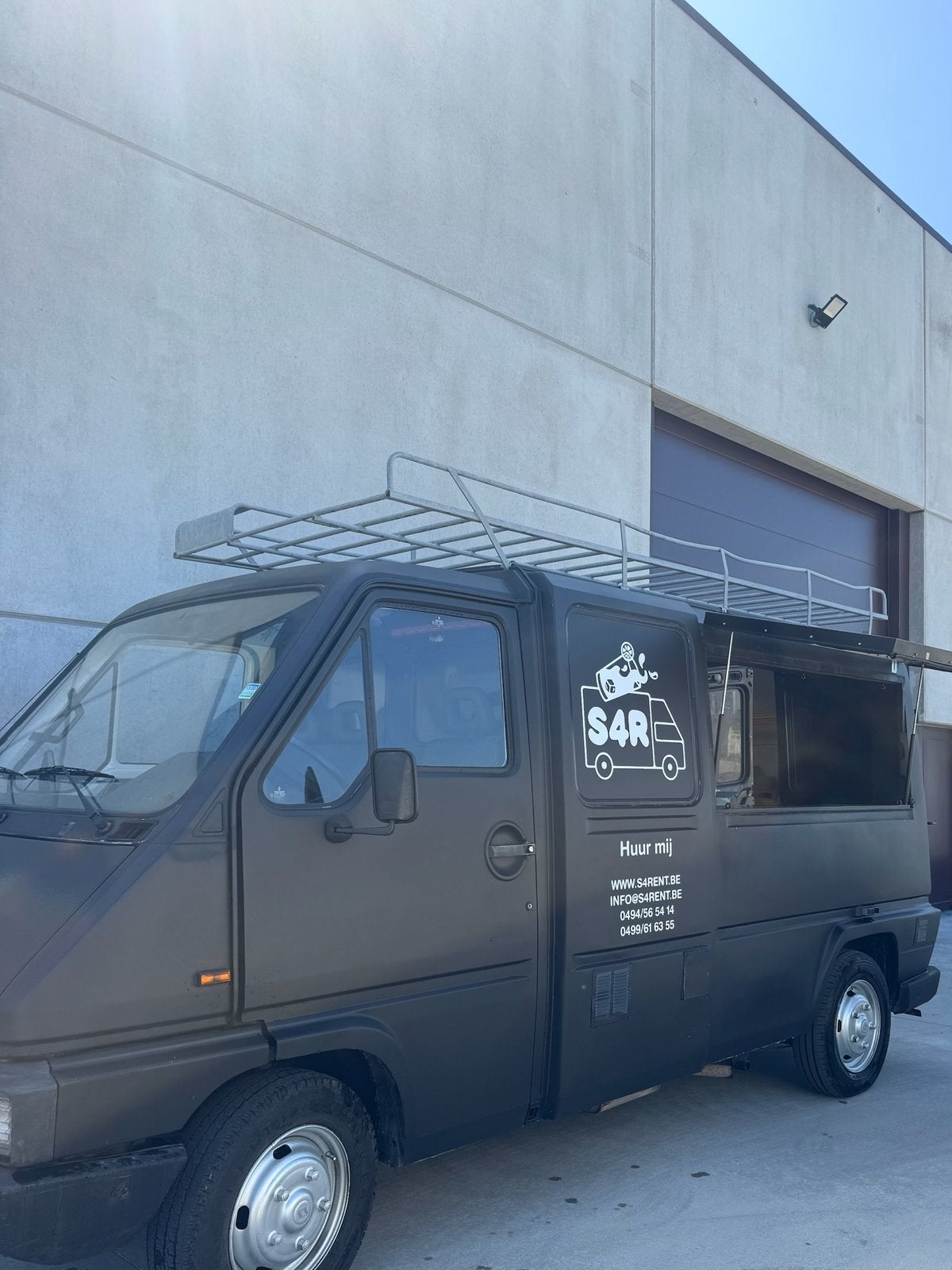 Foodtruck renault master verkoopwagen, Ophalen