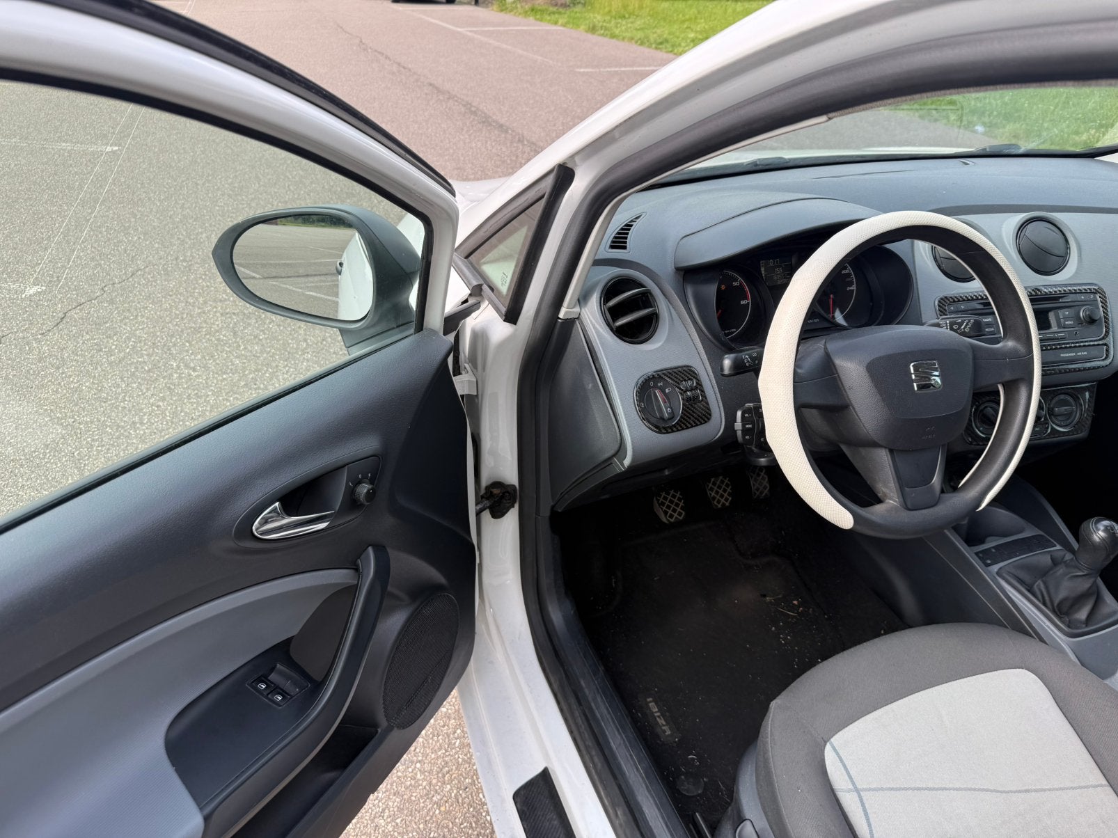 Seat iniza 2014  1.2 TDI, Autos, Seat, Achat, Entreprise, Boîte manuelle, Entretenue par le concessionnaire