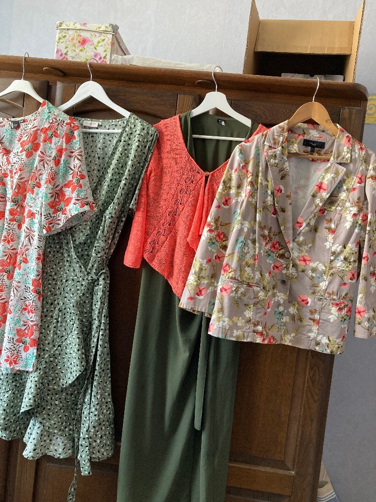 lot de deux robes grande taille, Vêtements | Femmes, Taille 46/48 (XL) ou plus grande, Autres couleurs, Comme neuf, Enlèvement