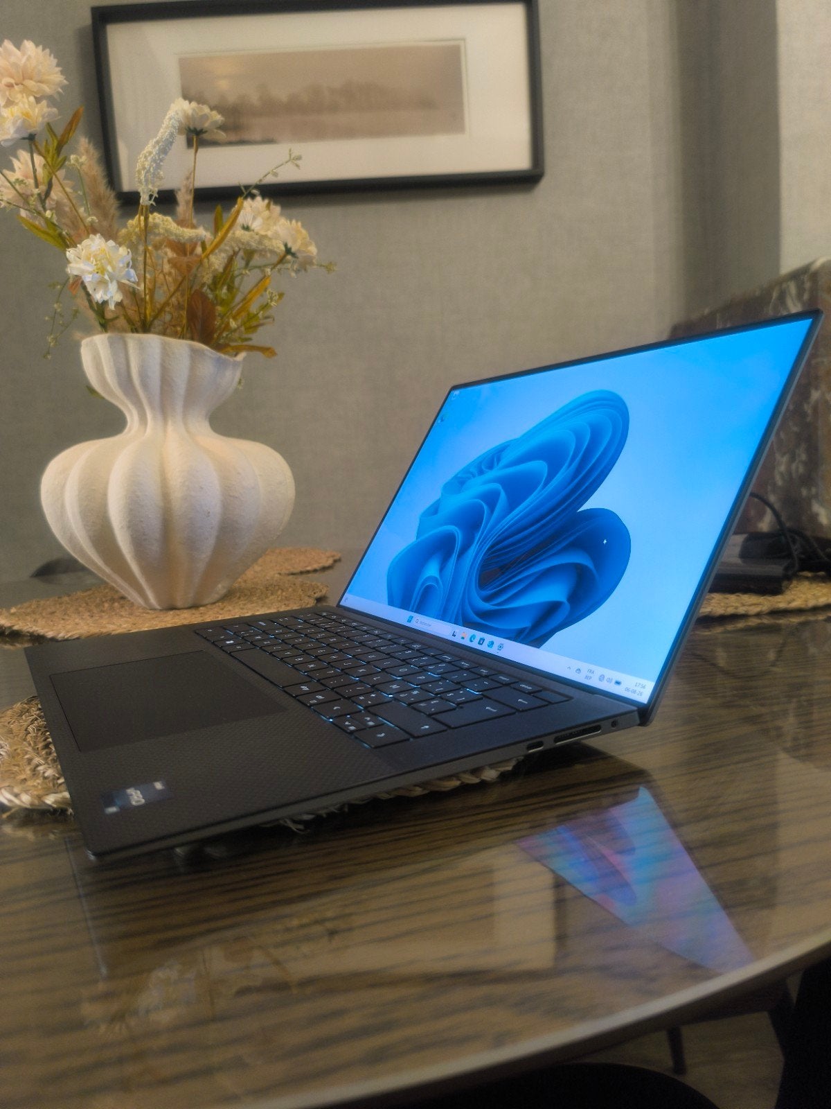 Dell Précision i7 12th Gen/32Gb DDR5/Écran 4K Tactile Oled, Enlèvement, Azerty, SSD
