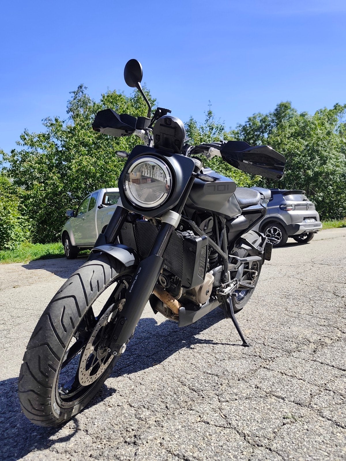 Husqvarna Svartpilen 701, Motos, Occasion, Poignées chauffantes, Particulier, Permis Moto A2 minimum