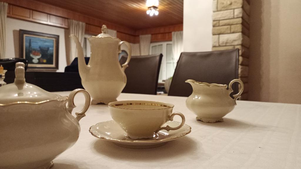 Vaisselle en porcelaine - Schirnding - Bavière, Comme neuf, Enlèvement, Autres types, Autres styles