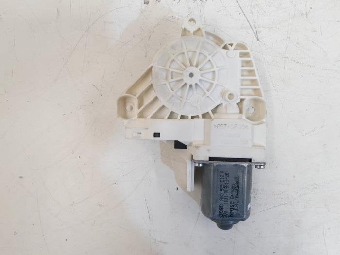Moteur de vitre portière d'un Audi A4, -, 3 mois de garantie, Audi, Utilisé