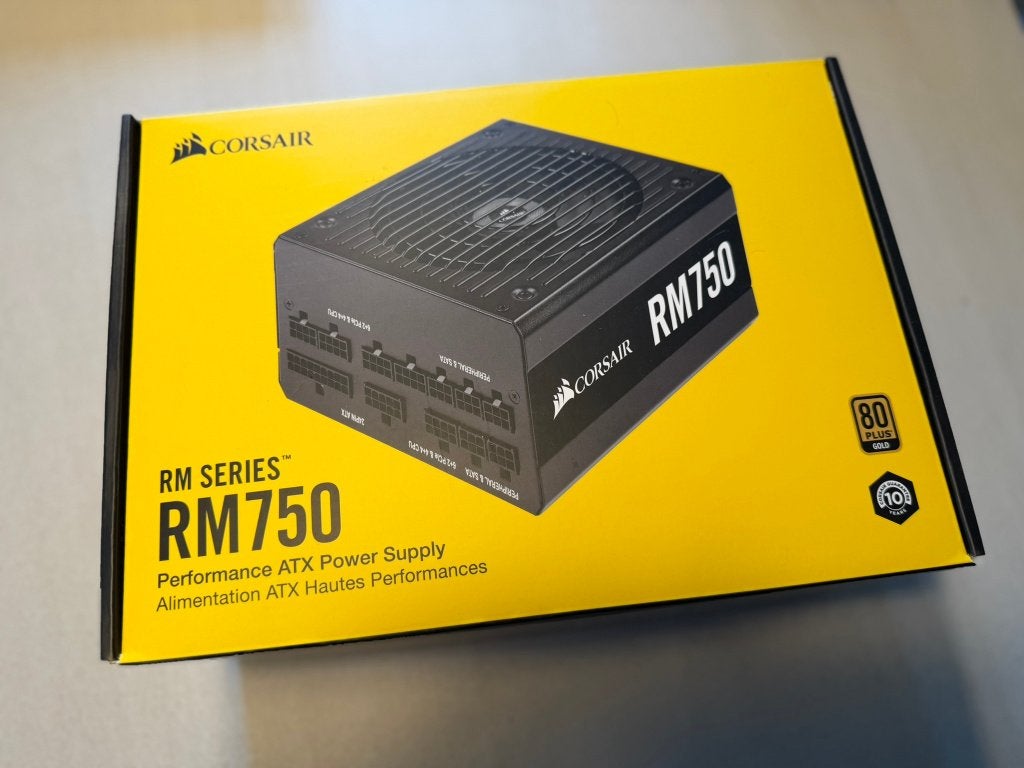 Corsair RM750, 750W Computer Voeding, Computers en Software, Interne voedingen, Ophalen, Zo goed als nieuw