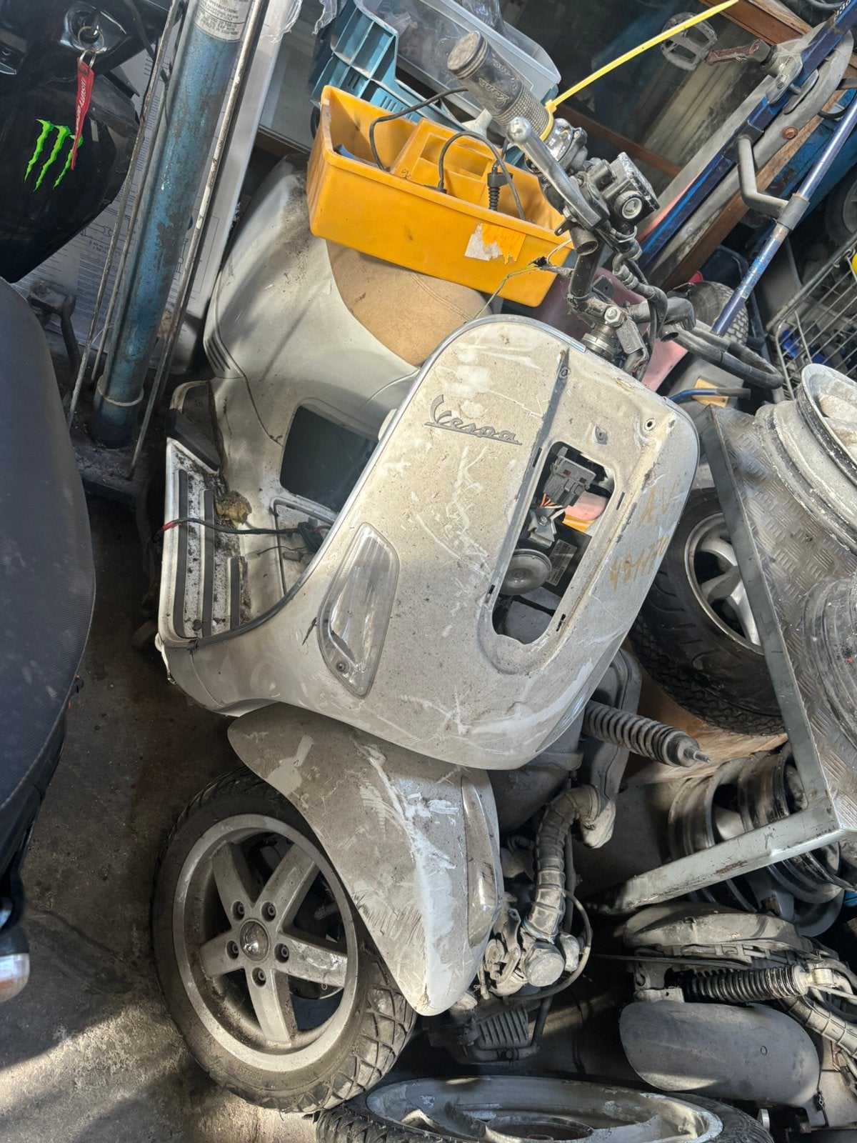 Vespa 50cc voor onderdelen., Enlèvement