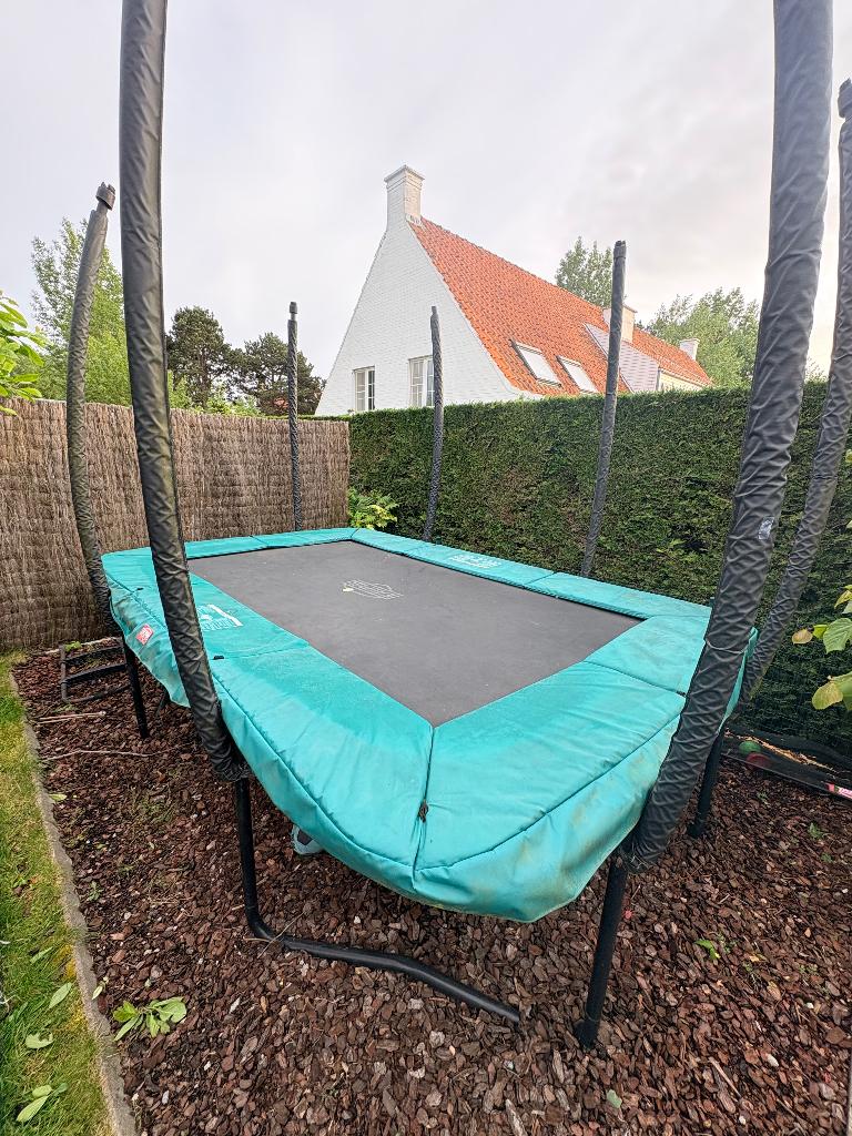 Trampoline Berg, Kinderen en Baby's, Speelgoed | Buiten | Trampolines, Ophalen, Gebruikt