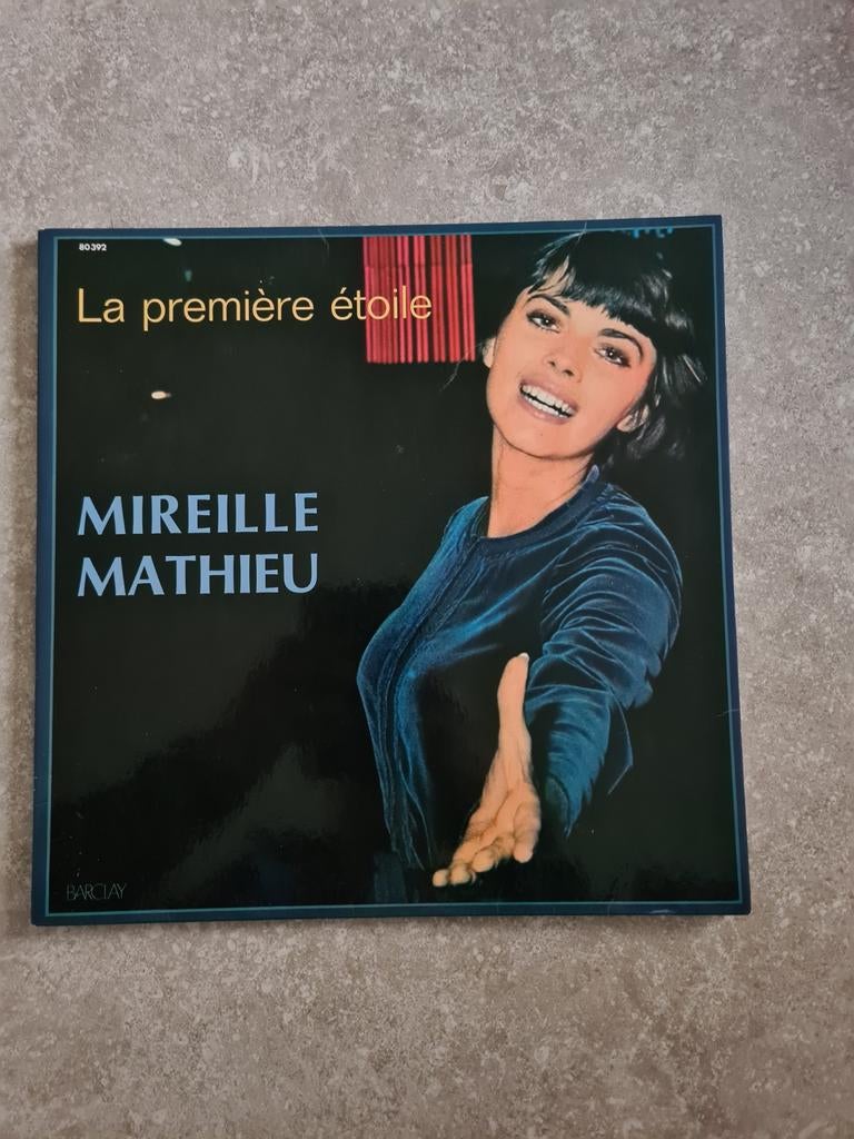 LP Mireille Mathieu avec affiche supplémentaire., CD & DVD, Enlèvement ou Envoi