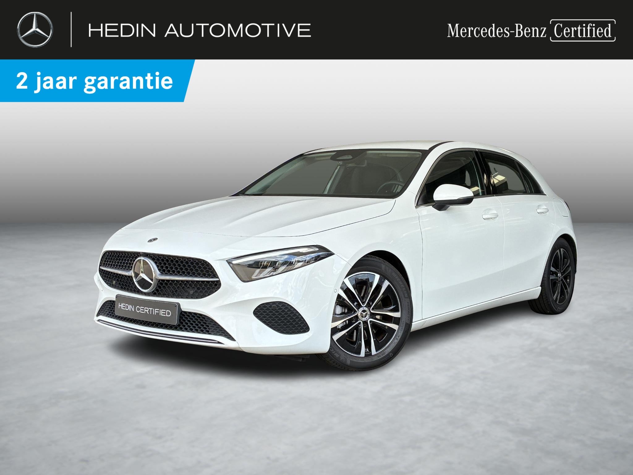 Mercedes-Benz A-klasse 220 4MATIC Luxury Line | Trekhaak | V, Auto's, Automaat, Stof, Zwart, 4 cilinders