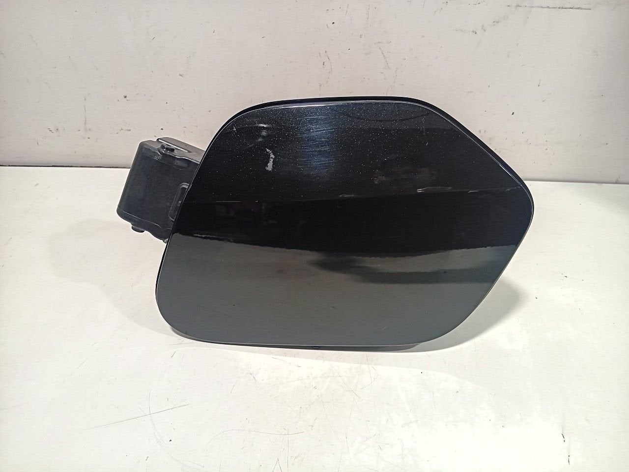 Tank klep Opel Corsa, Onderdelen@venauto.nl, Van der Ven Autorecycling B.V., Ettenseweg 76, 4706 PB Roosendaal, The Netherlands