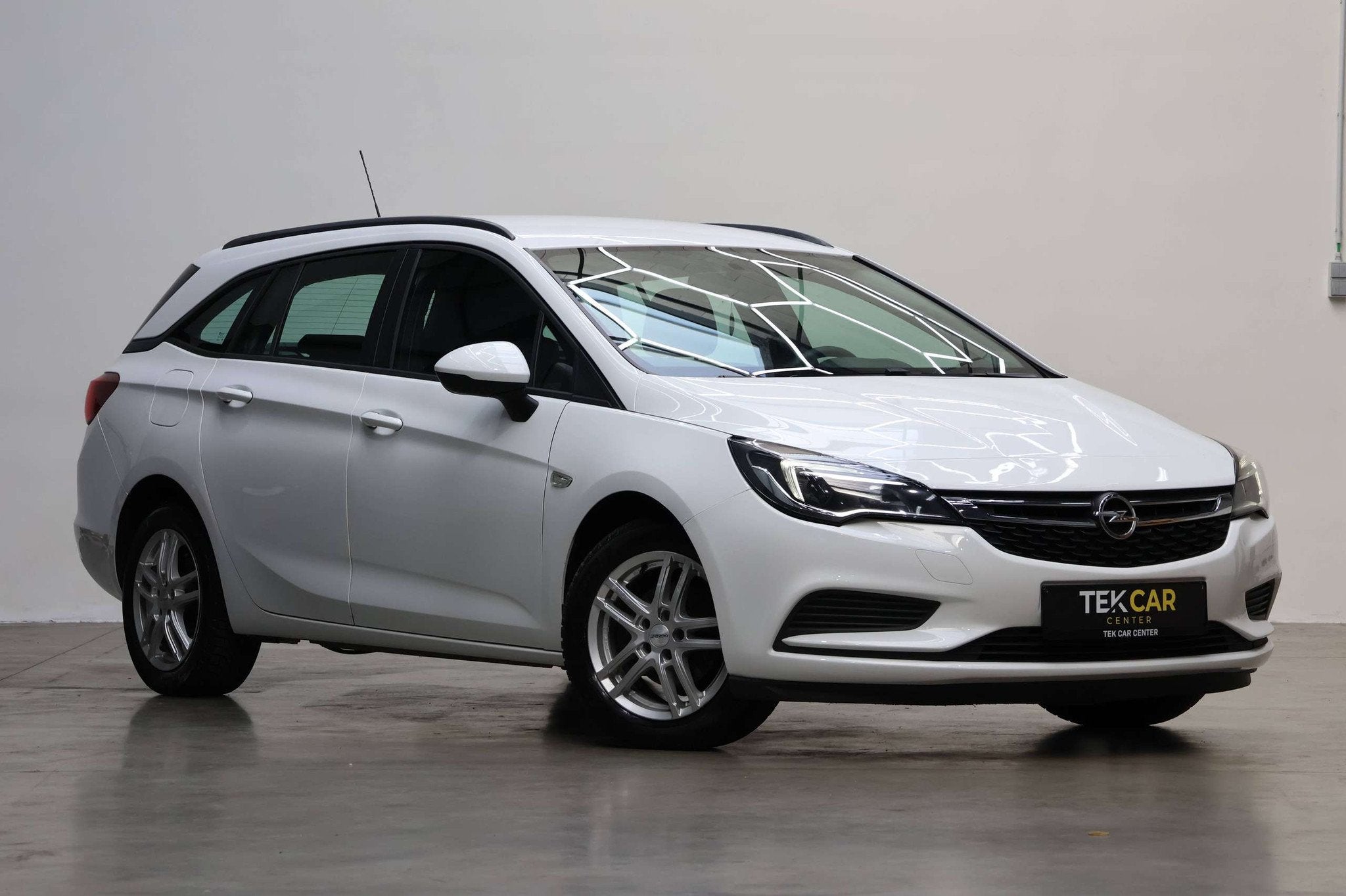 Opel Astra Sports Tourer 1.6 CDTi 12M Garantie, Achat, Euro 6, Entreprise, Electronic Stability Program (ESP)
