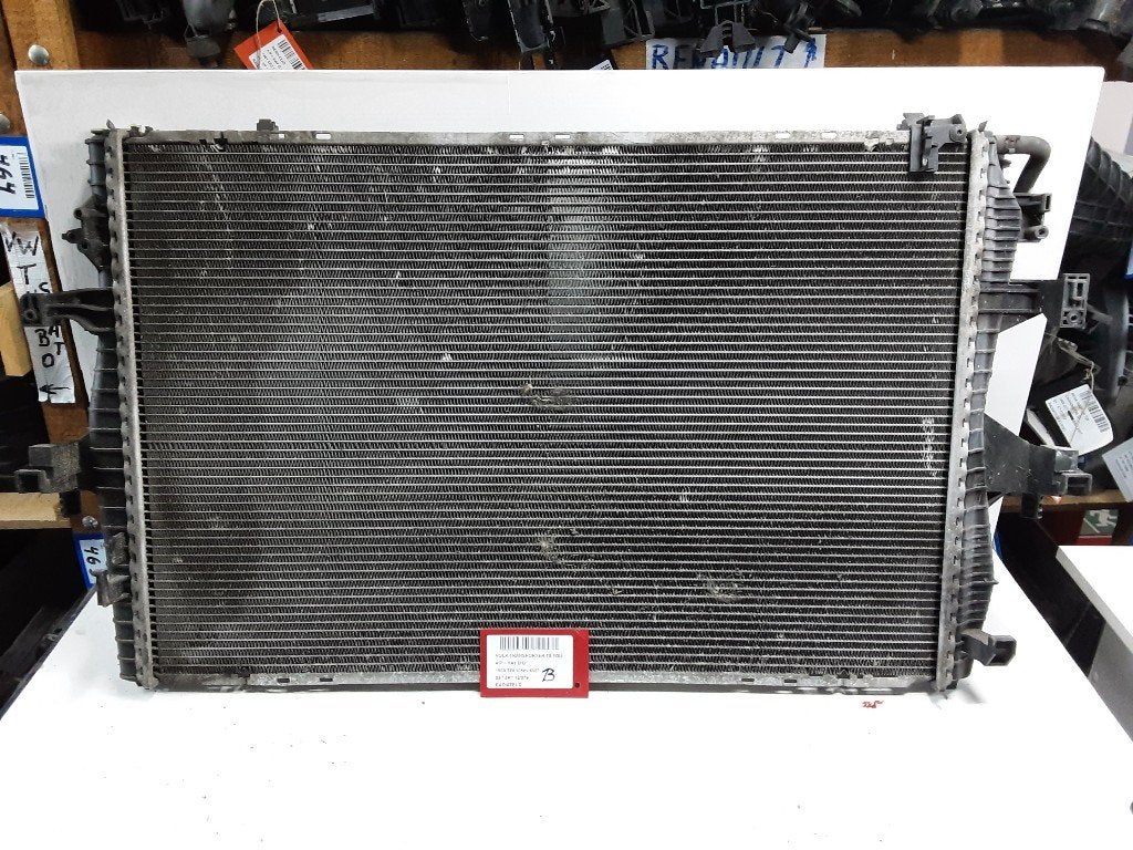 RADIATEUR Multivan T5 (7E / 7HC / 7HF / 7HM) (7H0121253K), Gebruikt, Volkswagen, Mevr. I. Hauben, Rue de l'Espoir 34 34
4030  GRIVEGNÉE, BE