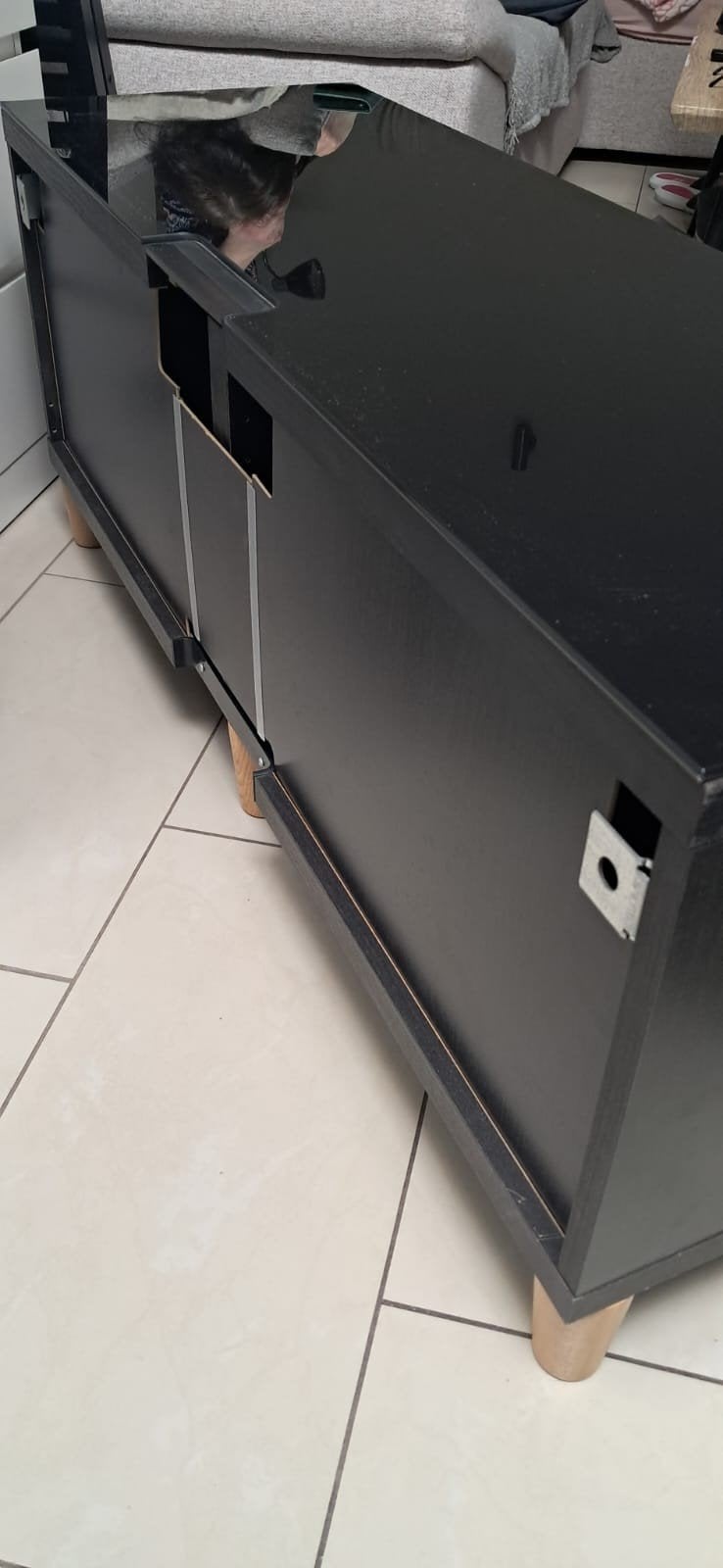 Banc TV Besta, Maison & Meubles, Avec porte(s), 25 à 50 cm, Comme neuf, 100 à 150 cm