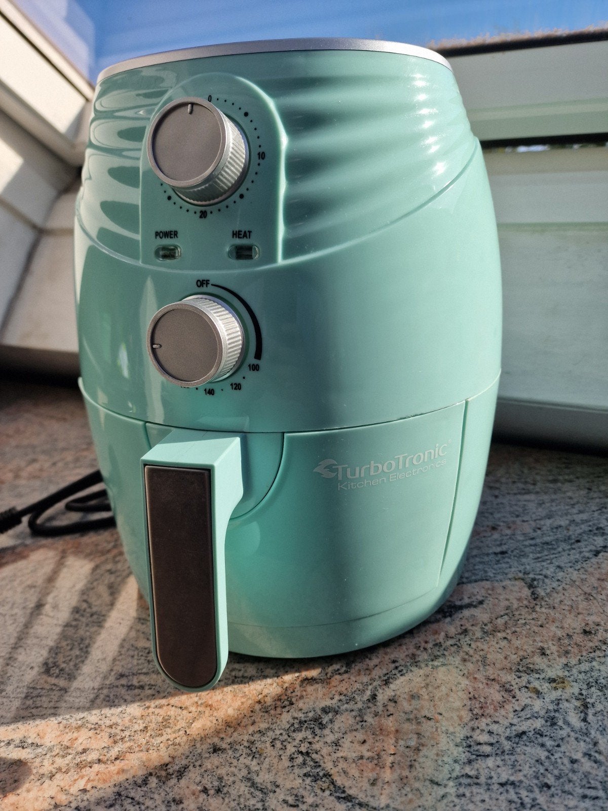 Airfryer (neuf et propre) TurboTronic AF11M, Electroménager, Friteuses à air, Enlèvement ou Envoi, Neuf, Friteuse à air, 1500 grammes ou plus