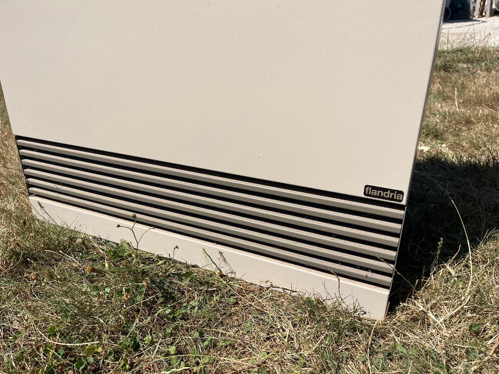 Gasradiator met muuraansluiting - Stiga Flandria M5000, Doe-het-zelf en Bouw, Ophalen, Gebruikt, Radiator