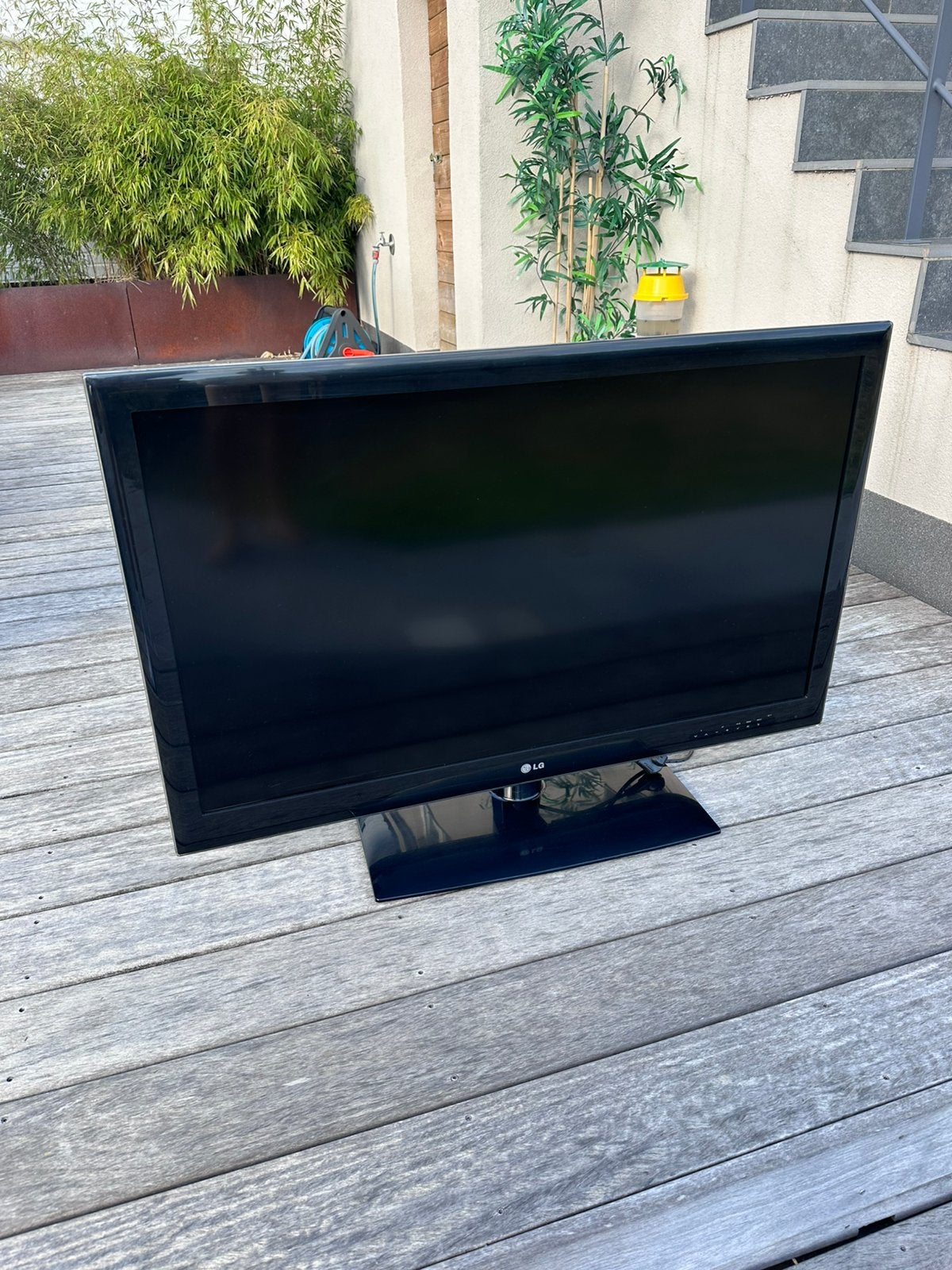 TV LG - LED 107 cm (42 pouces) 1080p HD, TV, Hi-fi & Vidéo, Télévisions, LED, Comme neuf, Enlèvement, 100 cm ou plus