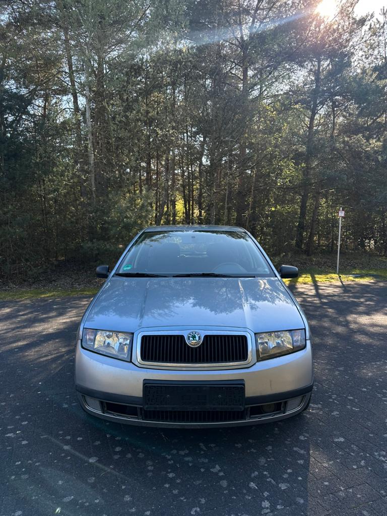 Skoda fabia 1.2L 2006, Auto's, Voorwielaandrijving, Stof, Zwart, 1198 cc