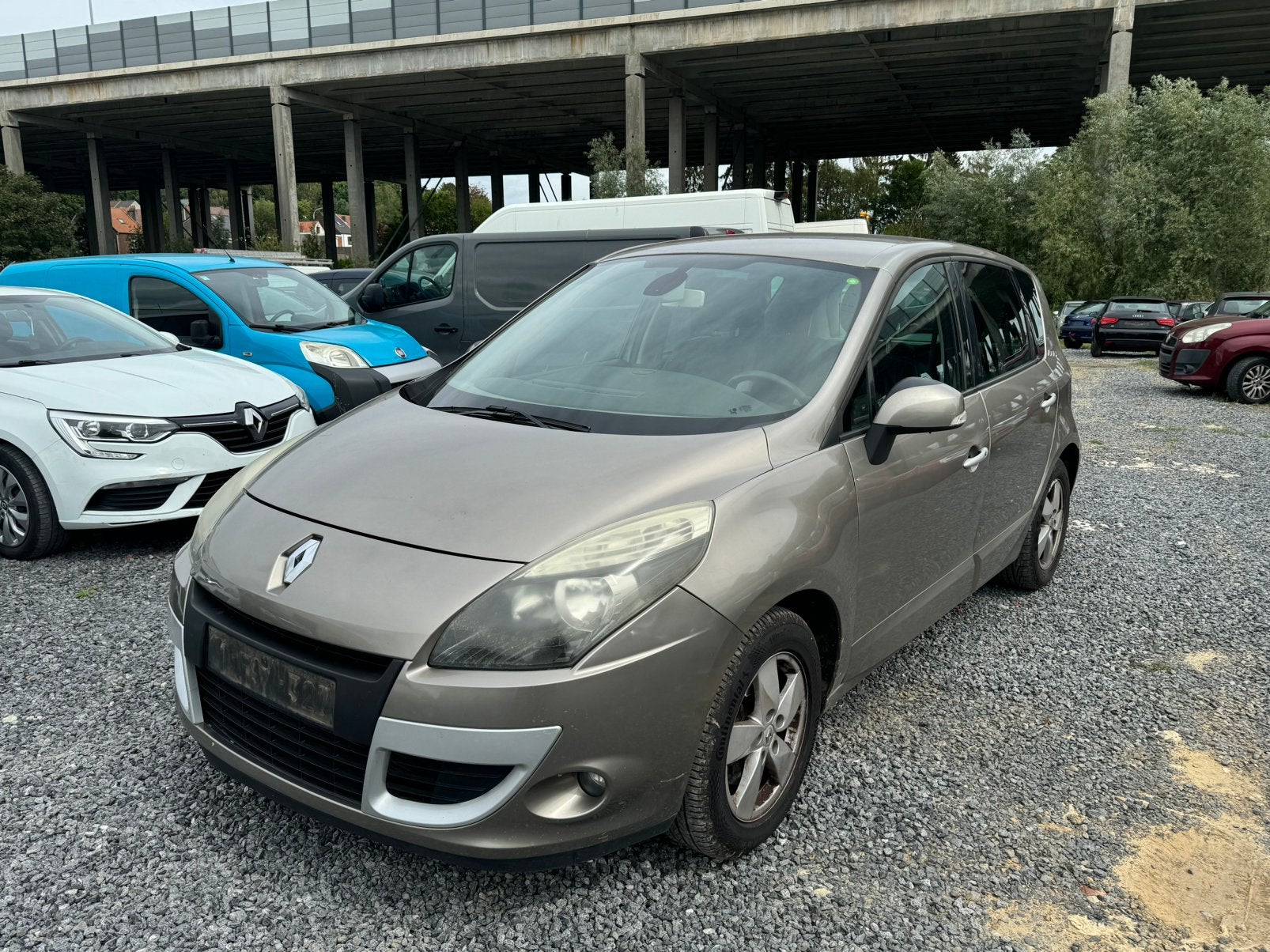 RENAULT SCENIC, Entreprise, Boîte manuelle, Noir, 5 portes