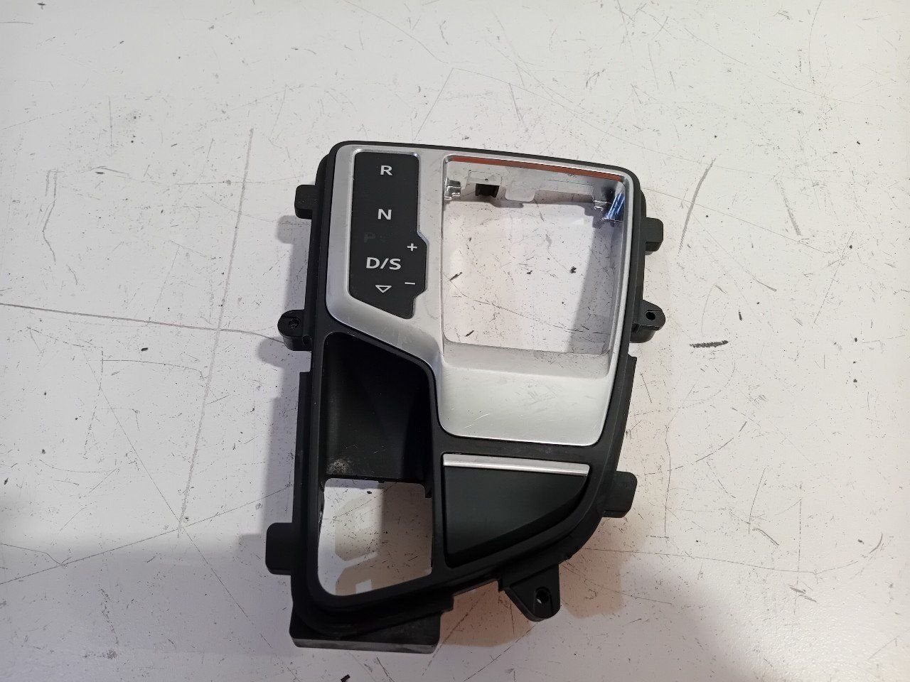Schakelpookhoes Audi A4, Auto-onderdelen, Interieur en Bekleding, Audi, Gebruikt, Herkomst onderdeel bekend, 12 maanden garantie