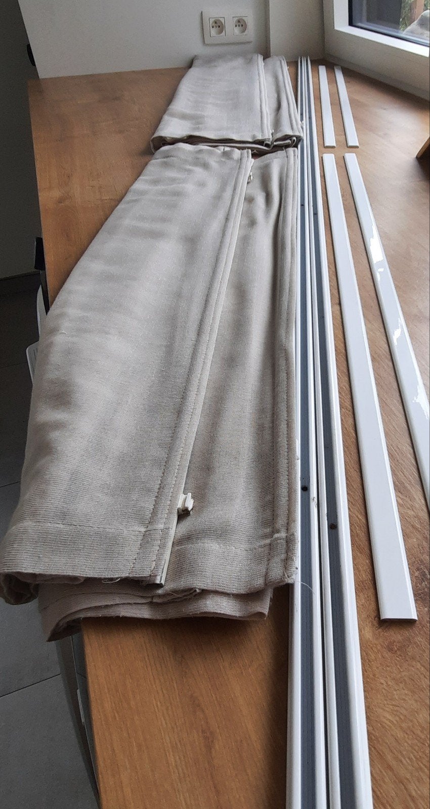 320 cm glasgordijnen schuifsysteem, Huis en Inrichting, Ophalen, Met haken