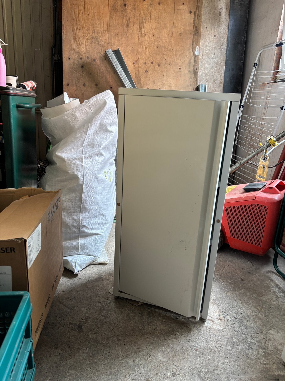 Opbergkasten metaal ikea, Ophalen, Zo goed als nieuw