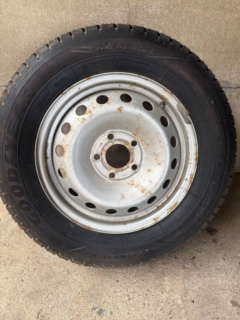 Wiel Opel Vivaro, Auto-onderdelen, Ophalen, 16 inch, Band(en), Bestelwagen