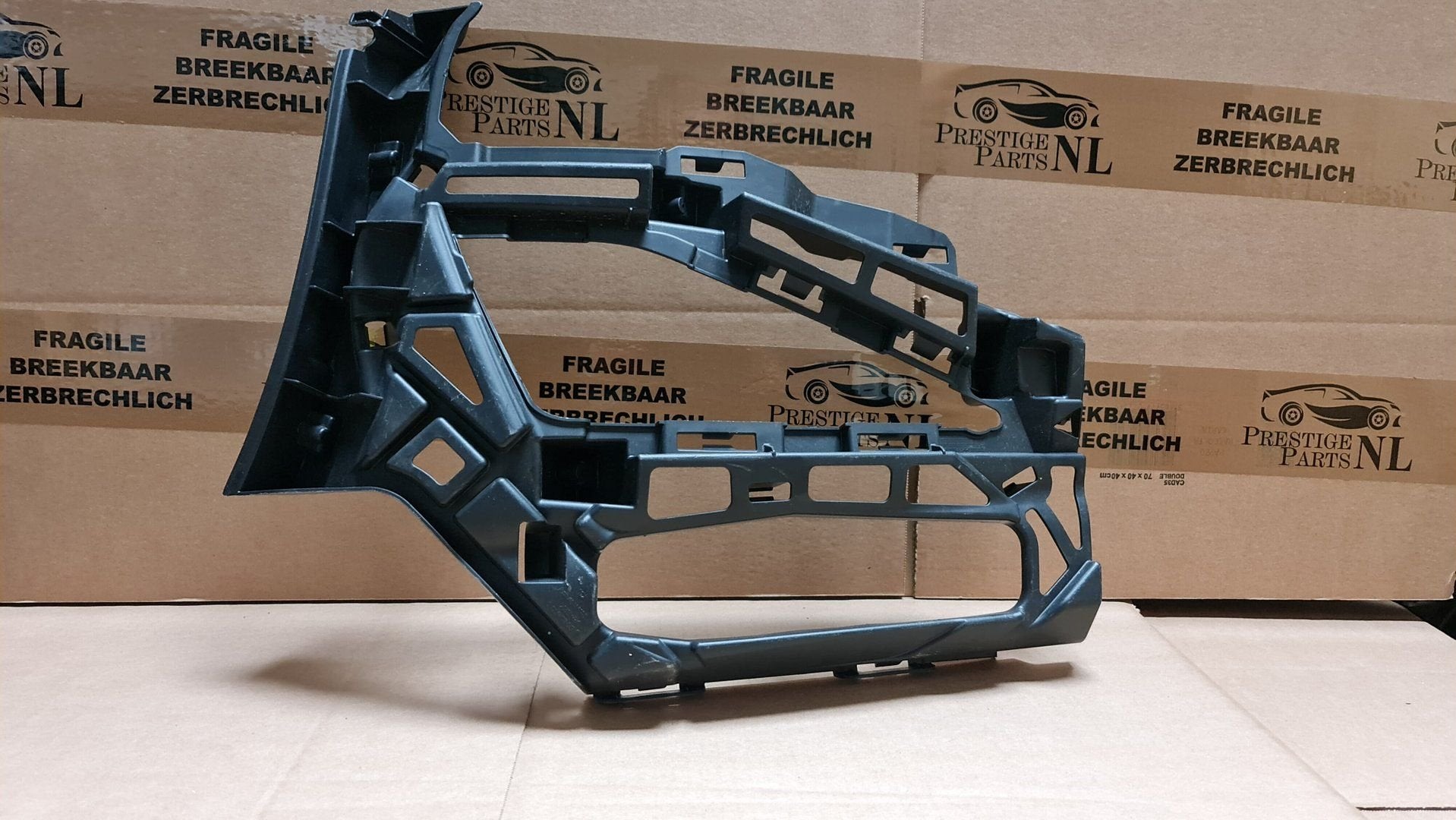 VW Golf Sportvan 5G voorbumper houder steun Mistlamp Houder, -, Utilisé, -, Avant