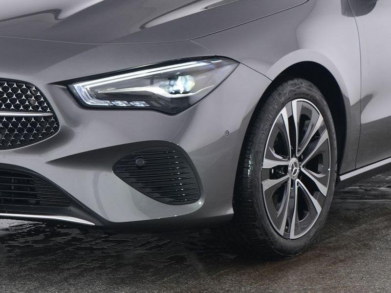 Mercedes-Benz CLA-Klasse 180 Shooting Brake Luxury Line | Sm, Auto's, CLA, Stof, Gebruikt, 4 cilinders