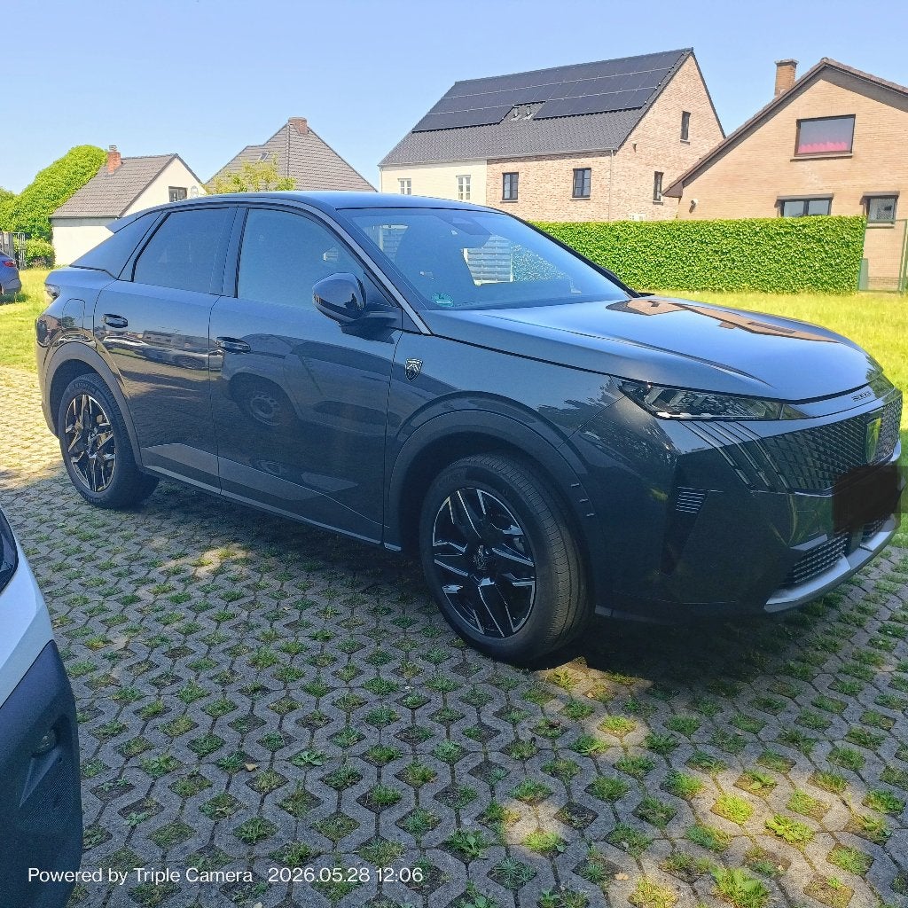 Peugeot 3008 GT hybrid 136e-DCS6, Auto's, Peugeot, Zwart, Navigatiesysteem, 5 deurs, Dealer onderhouden