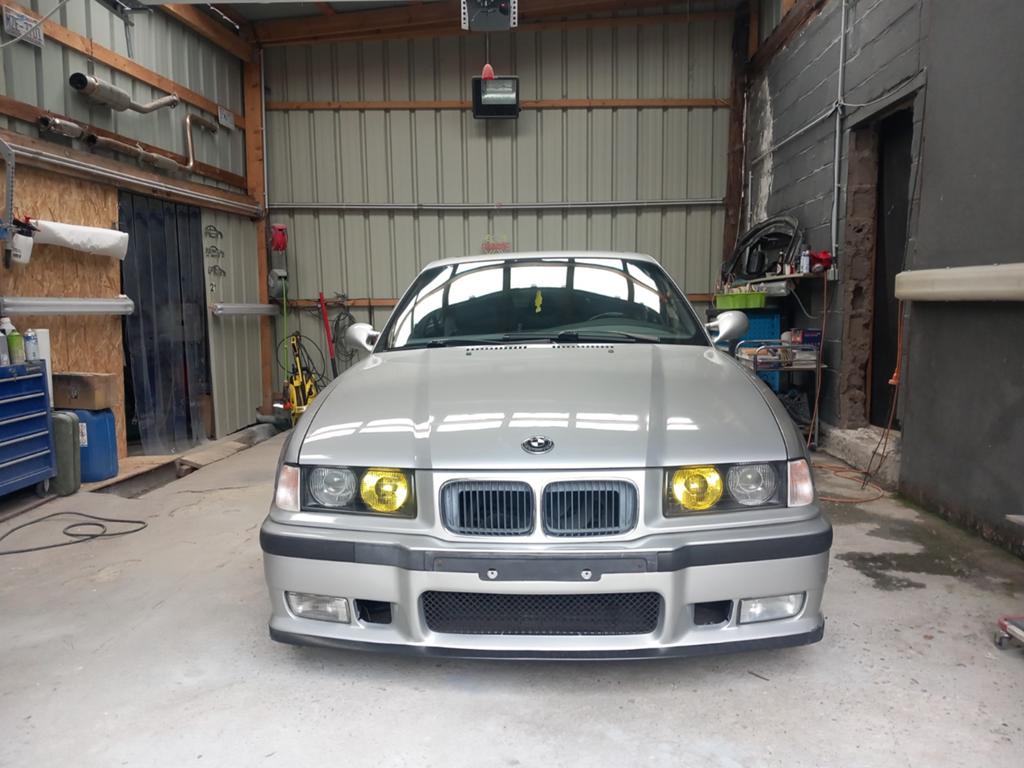 Bmw e36 coupé 320i 1992 142000km, Autos : Pièces & Accessoires, Autres pièces automobiles, BMW
