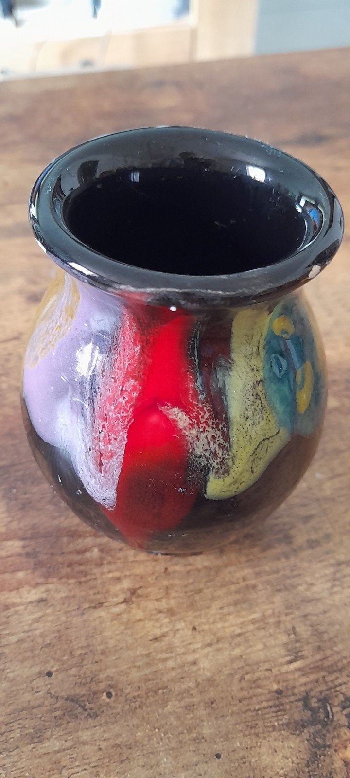 Petit vase Vallauris noir et couleur de 10cm, Enlèvement ou Envoi