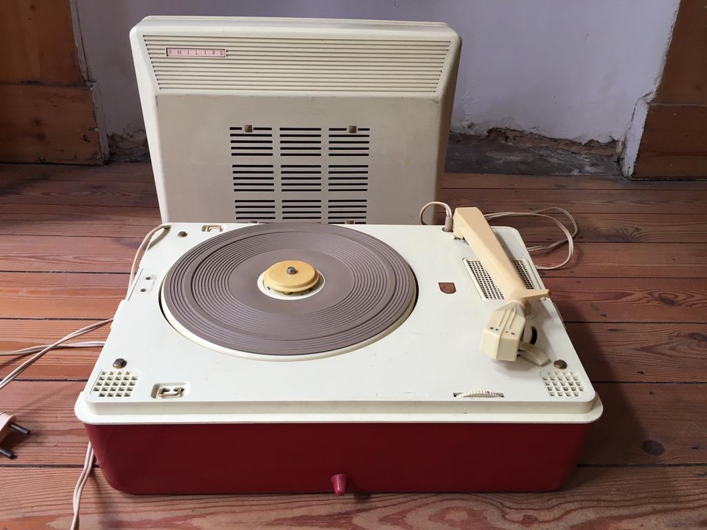 Philips draagbare platenspeler in koffer vintage, Audio, Tv en Foto, Ophalen, Niet werkend, Platenspeler, Philips